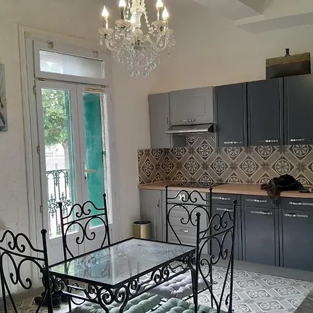 Apartment Authentique Au Bord Du Fleuve Herault Agde